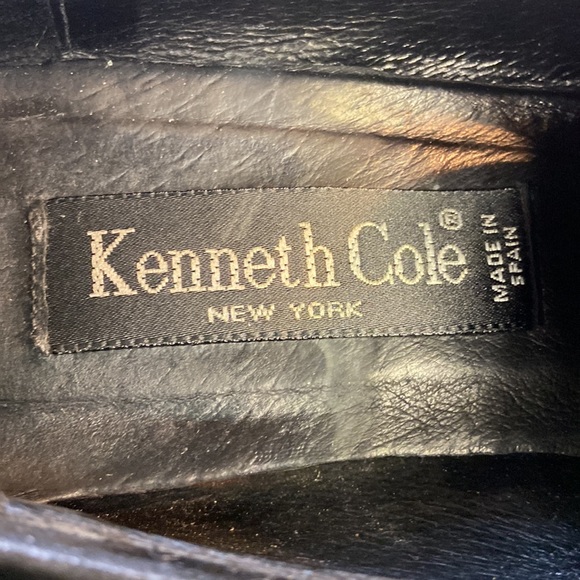 Kenneth Cole Suede Arian Loafers